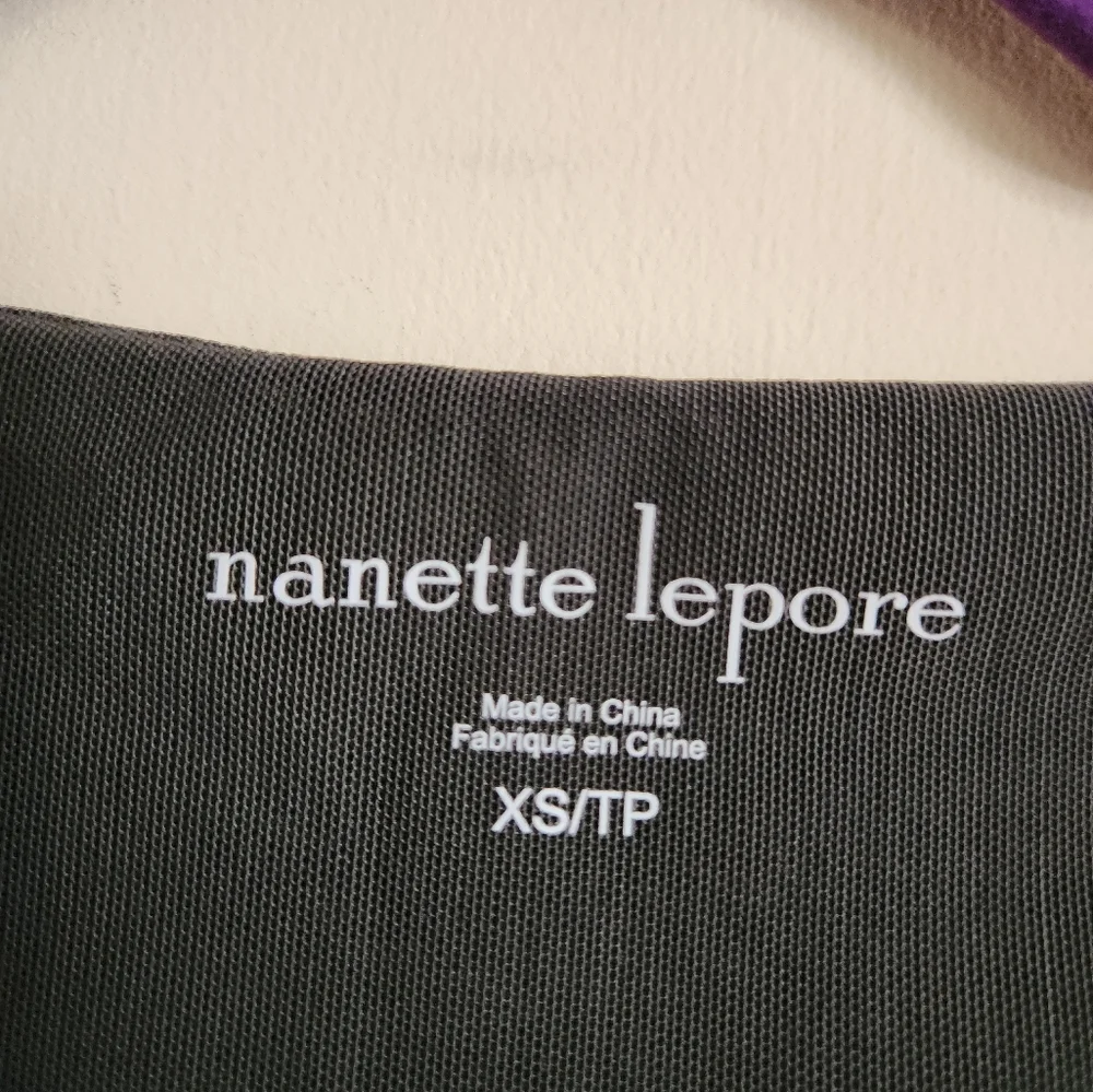 Nanette Lepore Sports Bra Top Green XS NWT